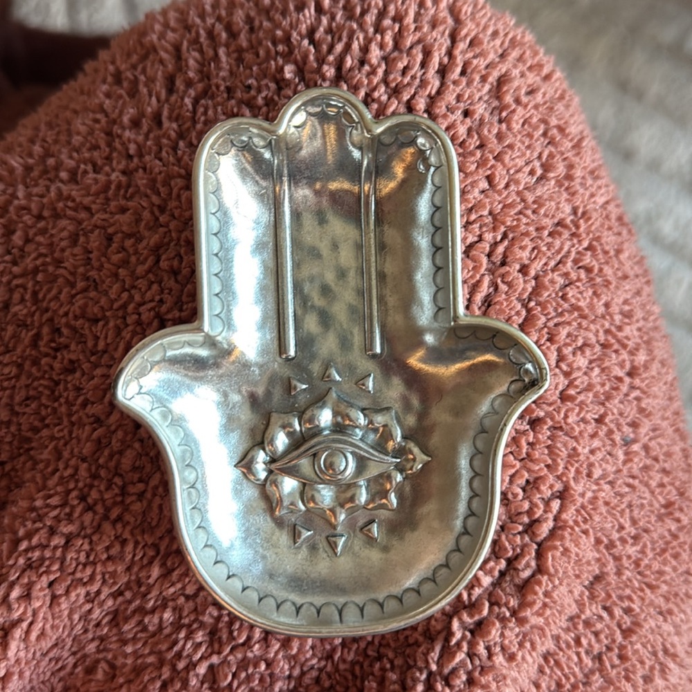 Lucky Brand silver jewelry dish Hamsa